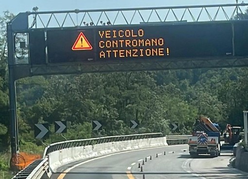 Mezzo in contromano sulla A6: emergenza rientrata tra Ceva e Millesimo Mezzo in contromano sulla A6: emergenza rientrata tra Ceva e Millesimo