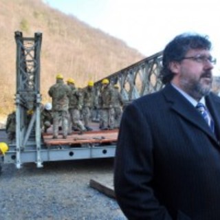 Frana di Murialdo: Vaccarezza vara il ponte provvisorio di Isolagrande. Con tanto di Web-TV della Provincia