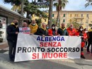 Albenga: "ignoti" rimuovono gli striscioni per il pronto soccorso e la sanità pubblica Albenga: "ignoti" rimuovono gli striscioni per il pronto soccorso e la sanità pubblica
