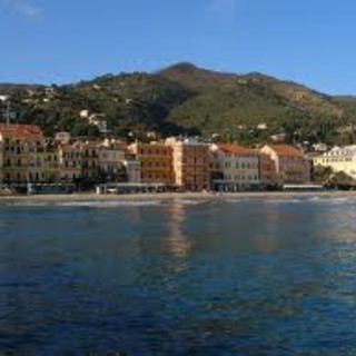 Nasce ad Alassio "L'Arte delle donne"