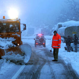 Maltempo: chiusa per neve la A26 Genova Voltri-Gravellona