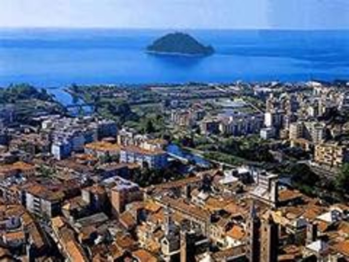 Ospedale e Depuratore nel consiglio comunale di domani ad Albenga