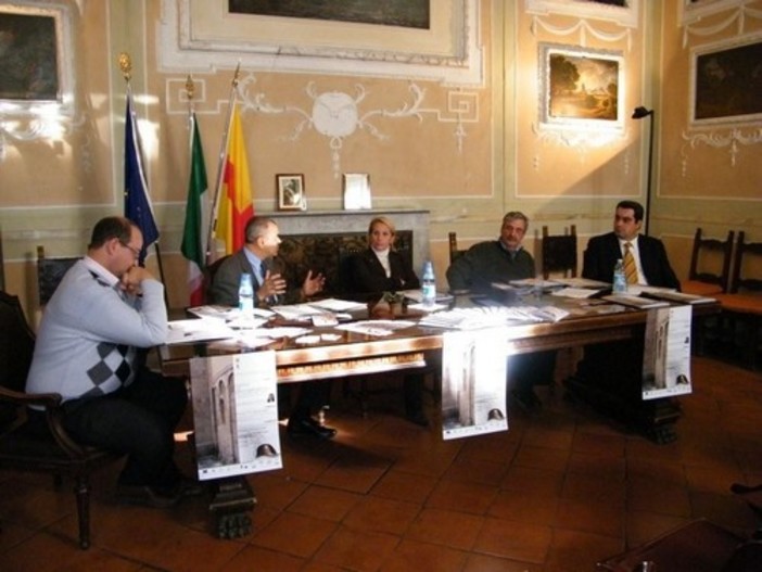 Albenga: presentata ufficialmente la “kermesse” culturale dedicata al mito di Napoleone Albenga: presentata ufficialmente la “kermesse” culturale dedicata al mito di Napoleone