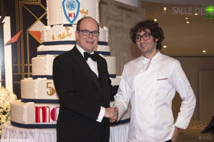 La grande pièce montèe per la festa della JCE era...made in Savona