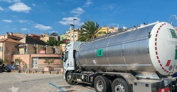 PFAS, la vicenda si sposta sul fronte legale: a Borgio Verezzi raccolta firme, a Pietra Ligure un esposto PFAS, la vicenda si sposta sul fronte legale: a Borgio Verezzi raccolta firme, a Pietra Ligure un esposto