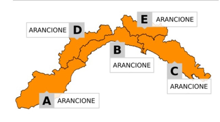 Allerta arancione prolungata: previsti temporali fino alle 15 del 28 agosto