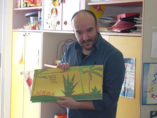 Ceriale, lo scrittore per bambini Dario Apicella all'Asilo Nido “Il Flauto Magico”