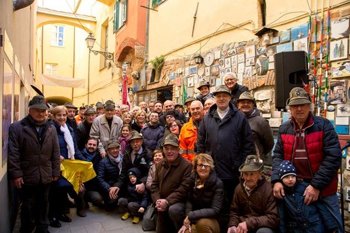 Un secolo di alpini ad Albenga Un secolo di alpini ad Albenga