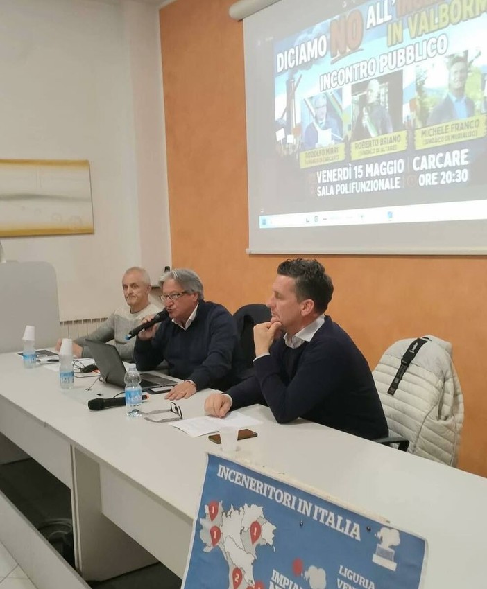 Termovalorizzatore, Mirri a Dotta: "La gente vuole vedere i sindaci in faccia, forse dà fastidio l’assemblea molto partecipata" Termovalorizzatore, Mirri a Dotta: "La gente vuole vedere i sindaci in faccia, forse dà fastidio l’assemblea molto partecipata"