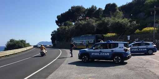 Controlli della Polizia di Stato nel savonese, da oggi (27 giugno) ad Alassio "taser" sulle Volanti