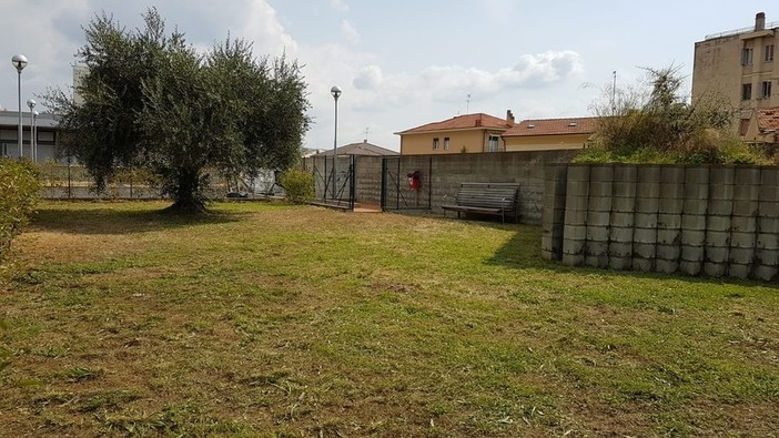 L'area cani di Loano ai tempi della sua apertura L'area cani di Loano ai tempi della sua apertura