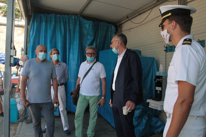 Savona, concluso il progetto europeo Port-5R di Assonautica con l'inaugurazione di due impianti di distribuzione acqua e due cestini per la pulizia del mare