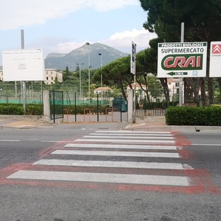 Loano, investimento pedonale lungo la via Aurelia: codice giallo al Santa Corona