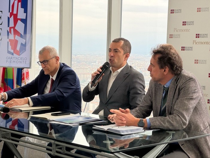 Meno cantieri sull'autostrada Torino-Savona nei fine settimana, l'assessore Gabusi: "L'obiettivo è ridurre le criticità, soprattutto nei periodi di maggiore afflusso" Meno cantieri sull'autostrada Torino-Savona nei fine settimana, l'assessore Gabusi: "L'obiettivo è ridurre le criticità, soprattutto nei periodi di maggiore afflusso"