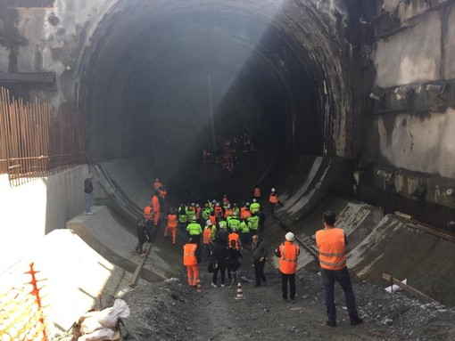 Savona, tre anni fa la talpa dell'Aurelia Bis aveva visto la luce in via Schiantapetto: ad oggi i lavori ancora fermi all'80%