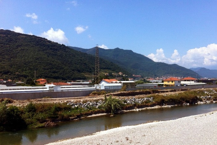 Albenga, al via l'opera di arginatura della sponda destra del fiume Centa