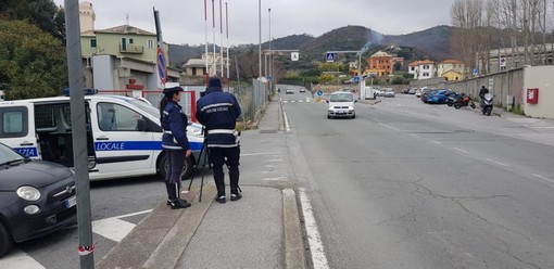 Savona, dopo via Crispi controlli della polizia locale con l’autovelox in via Bonini