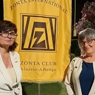 In foto, da sinistra, Antonella Garnero, neo presidente, e la presidente uscente Mariagrazia Timo In foto, da sinistra, Antonella Garnero, neo presidente, e la presidente uscente Mariagrazia Timo