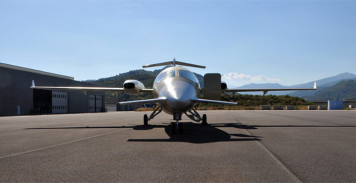 Piaggio Aerospace, i sindacati chiedono un incontro urgente: "Lavoratori preoccupati dall'incertezza in cui versa l'azienda" Piaggio Aerospace, i sindacati chiedono un incontro urgente: "Lavoratori preoccupati dall'incertezza in cui versa l'azienda"