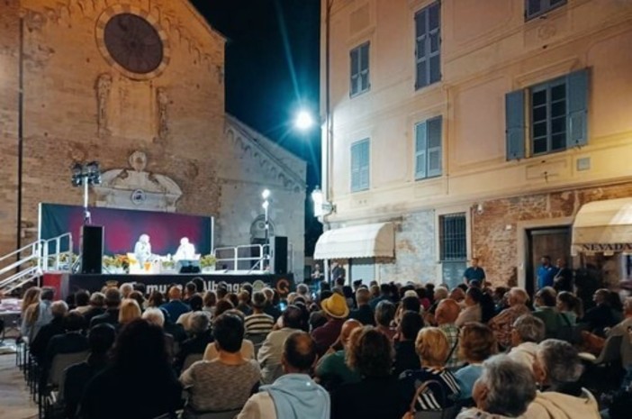 Albenga d'Autore 2026, dal 3 al 7 luglio si trasforma il centro storico in un salotto culturale