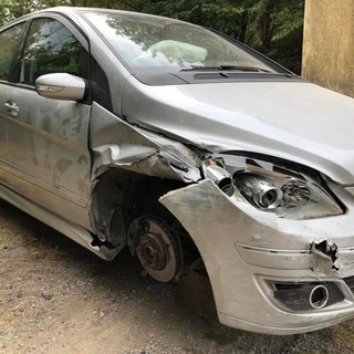 Incidente sulla Strada Provinciale per Carpe, l'appello: "Il motociclista è fuggito, chi sa si faccia avanti"