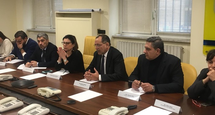 Il ministro Paola De Micheli a Savona: "Il governo pronto a intervenire in somma urgenza sulle fragilità del territorio ligure" Il ministro Paola De Micheli a Savona: "Il governo pronto a intervenire in somma urgenza sulle fragilità del territorio ligure"