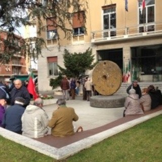 L'Anpi contro il terrorismo a VAdo Ligure L'Anpi contro il terrorismo a VAdo Ligure