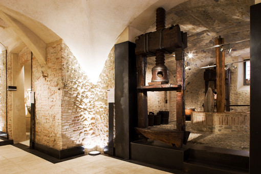 Al Museo Sommariva “Civiltà dell'Olivo” La personale dell'artista Arnaldo Fontana dal titolo “Quelli dell'infinito: Gli Angeli”