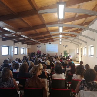 Albenga, 50 anni della scuola dell'infanzia statale festeggiati con un seminario Albenga, 50 anni della scuola dell'infanzia statale festeggiati con un seminario