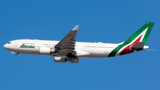 Aereo scarica carburante nel Mar Ligure, Pastorino: "Inviata lettera a Giampedrone per conoscere le misure intraprese a tutela delle nostre coste"