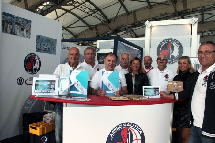 Nodi marinari ed ecologia allo stand di Assonautica al 59° Salone Nautico di Genova