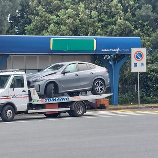 Tamponamento in A10 tra Spotorno e Savona: intervento dei vigili del fuoco e delle ambulanze (FOTO)