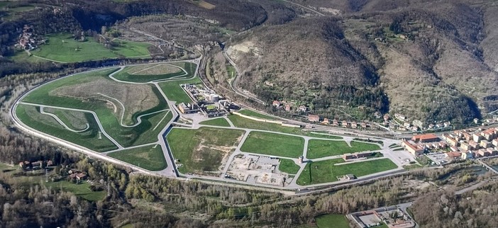 Bonifica ex Acna, Giacchino: "Non esistono soluzioni tecniche definitive, occorre convivere con il problema, concentrando gli sforzi sulla salvaguardia del sito"