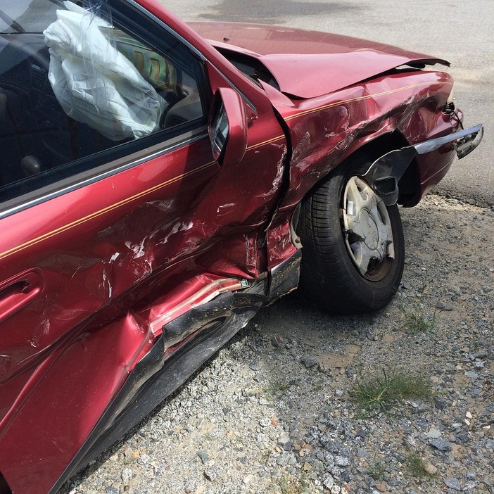 Auto incidentata, cosa fare? Quando conviene ripararla? Auto incidentata, cosa fare? Quando conviene ripararla?