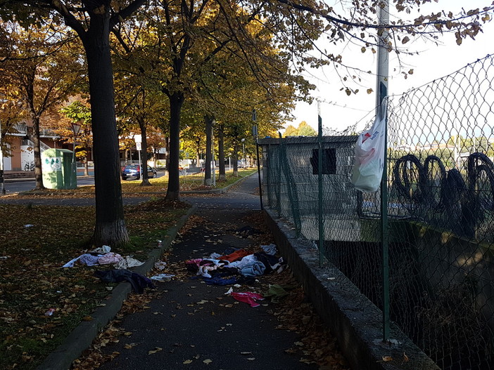 Viale Otto Marzo di Albenga tra disagi e segnalazioni dei residenti