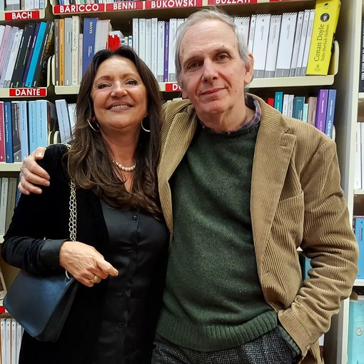 Albenga incontra la scrittrice Anna Vera Viva: presenta il nuovo libro “Malammore” Albenga incontra la scrittrice Anna Vera Viva: presenta il nuovo libro “Malammore”