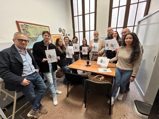 Savona, apre la sede dell'Agenzia Sociale per l'Abitare: al centro l'emergenza abitativa Savona, apre la sede dell'Agenzia Sociale per l'Abitare: al centro l'emergenza abitativa