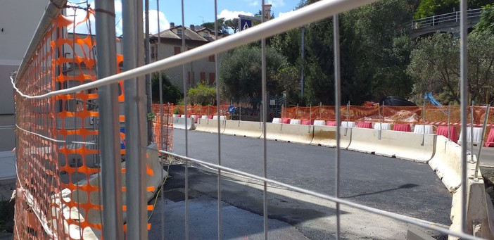 Celle, asfaltata la strada sul cantiere del S.Brigida: via con il cambio di corsia per il passaggio delle auto Celle, asfaltata la strada sul cantiere del S.Brigida: via con il cambio di corsia per il passaggio delle auto