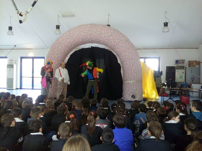 Animatori turistici nella scuola primaria di Villanova di Albenga