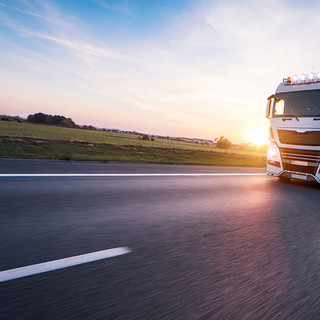 Trasporto su gomma in Italia: l'evoluzione del comparto logistico e le sfide future Trasporto su gomma in Italia: l'evoluzione del comparto logistico e le sfide future