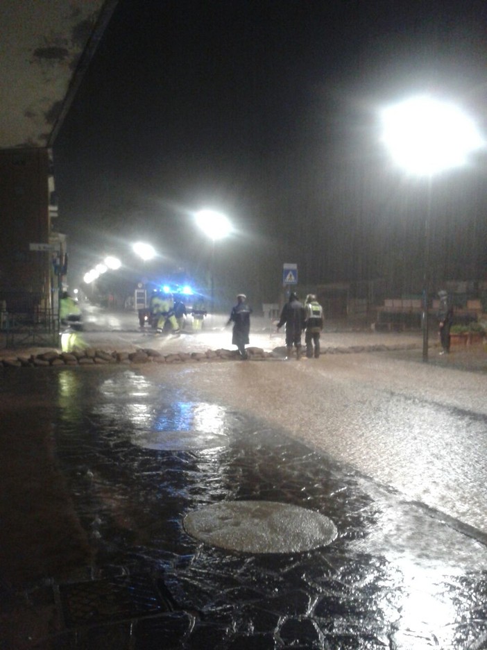 Appello del Sindaco Cangiano "Non uscite se potete" - aggiornamento alle 9,15