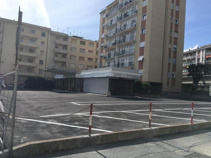 Savona, prorogato fino a marzo 2026 l'accordo Eni-Comune per le aree parcheggio di via Nizza e Corso Vittorio Veneto Savona, prorogato fino a marzo 2026 l'accordo Eni-Comune per le aree parcheggio di via Nizza e Corso Vittorio Veneto