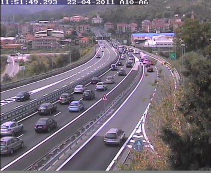 Autofiori, causa incidente traffico bloccato all'altezza di Valleggia-Vado