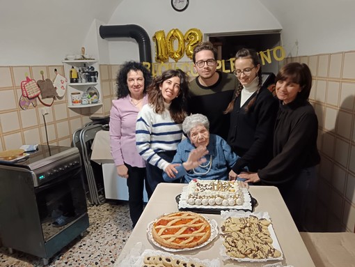 Giustenice, è festa per i 102 anni di Angela Laganà