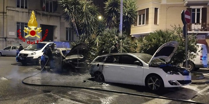 Auto a fuoco in piazza Brennero, arrestati mandante ed esecutore: dietro al rogo una "ripicca" economica Auto a fuoco in piazza Brennero, arrestati mandante ed esecutore: dietro al rogo una "ripicca" economica