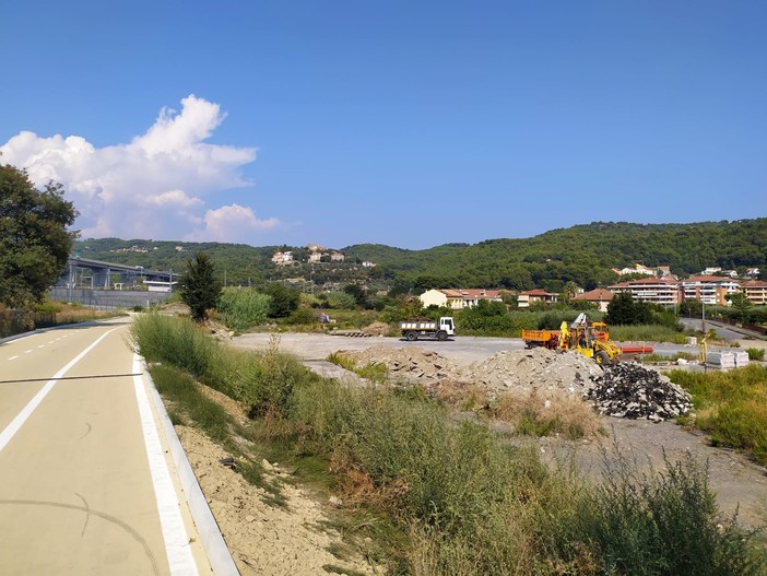 Andora, firmato l’accordo fra Rete Ferroviaria Italiana e Comune per la realizzazione delle opere a valle della nuova stazione