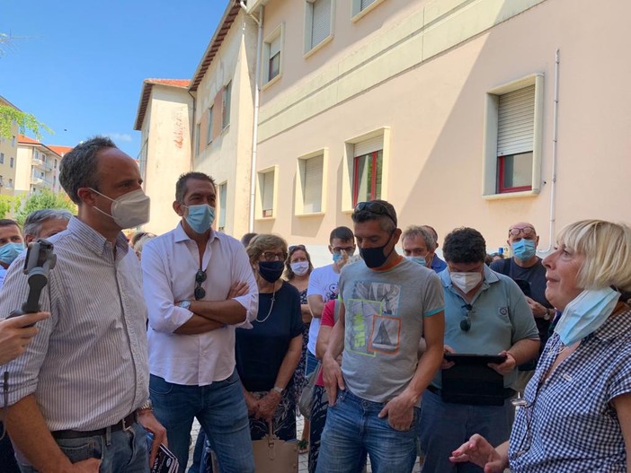 Arboscello in Val Bormida insieme a Ferruccio Sansa: "Sanità, infrastrutture e un rapporto migliore col sistema regionale le priorità" Arboscello in Val Bormida insieme a Ferruccio Sansa: "Sanità, infrastrutture e un rapporto migliore col sistema regionale le priorità"