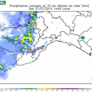 Maltempo, scattata alle ore 15 l'allerta per temporali