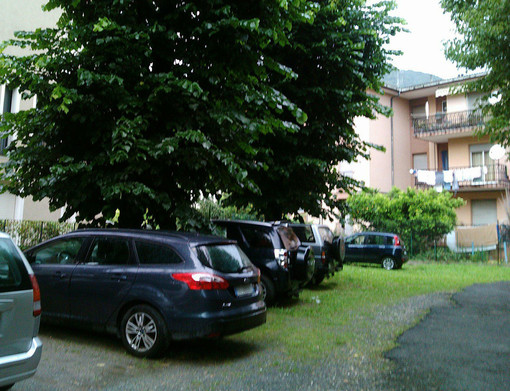 Finale Ligure: "No alle automobili nei giardinetti pubblici" Finale Ligure: "No alle automobili nei giardinetti pubblici"