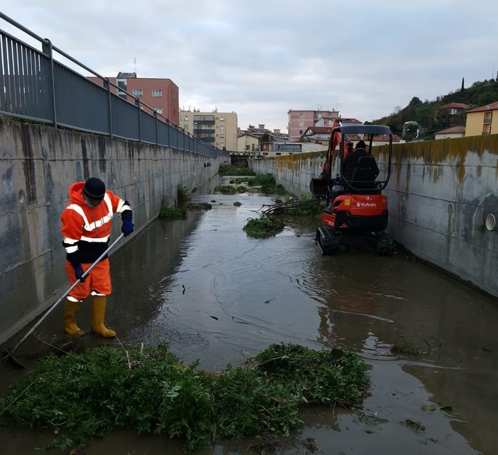 Albenga, pulizia del rio Avarenna. L'assessore Pollio: &quot;Risposta importante per i cittadini di Vadino&quot;